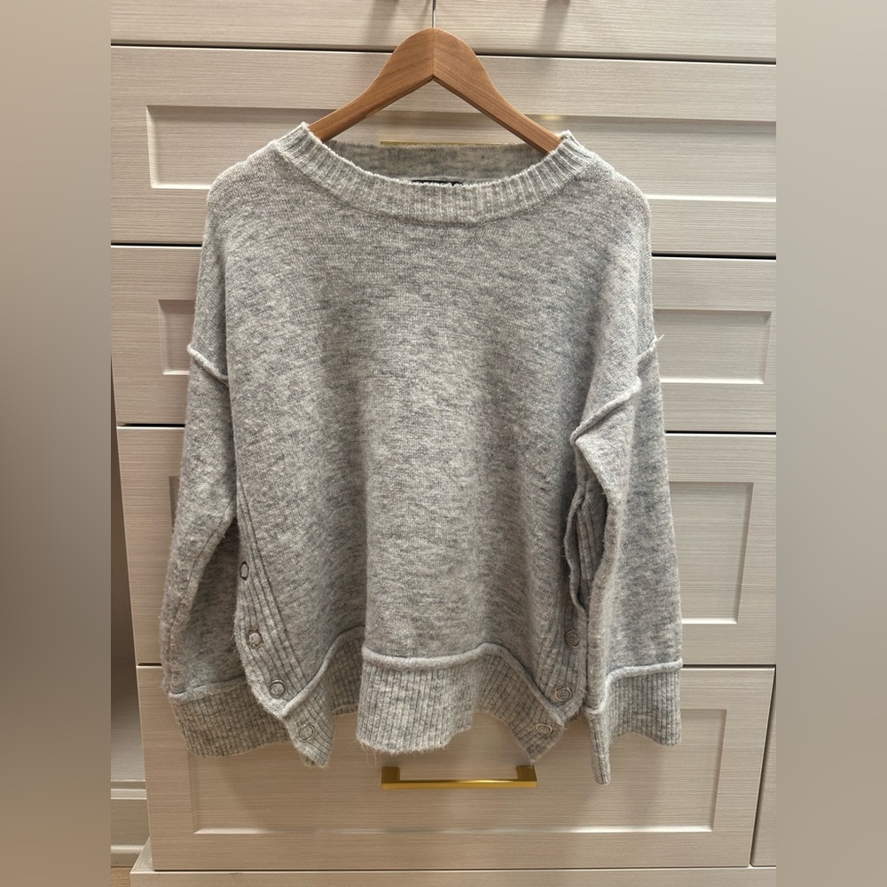 Women’s Sweater